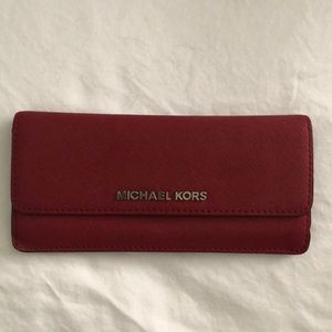 Michael kors wallet
